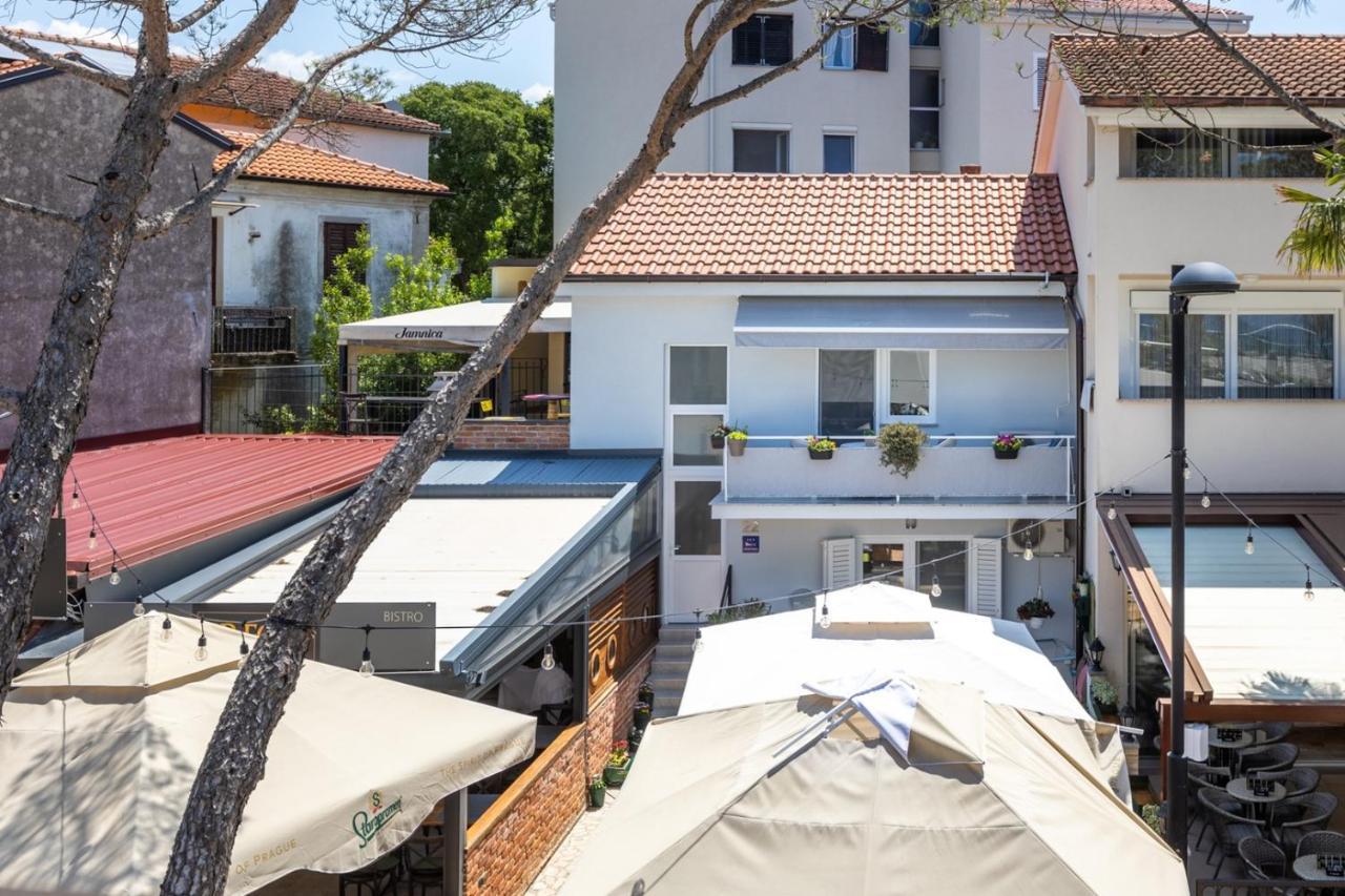 Apartment Oleander Малинска Екстериор снимка
